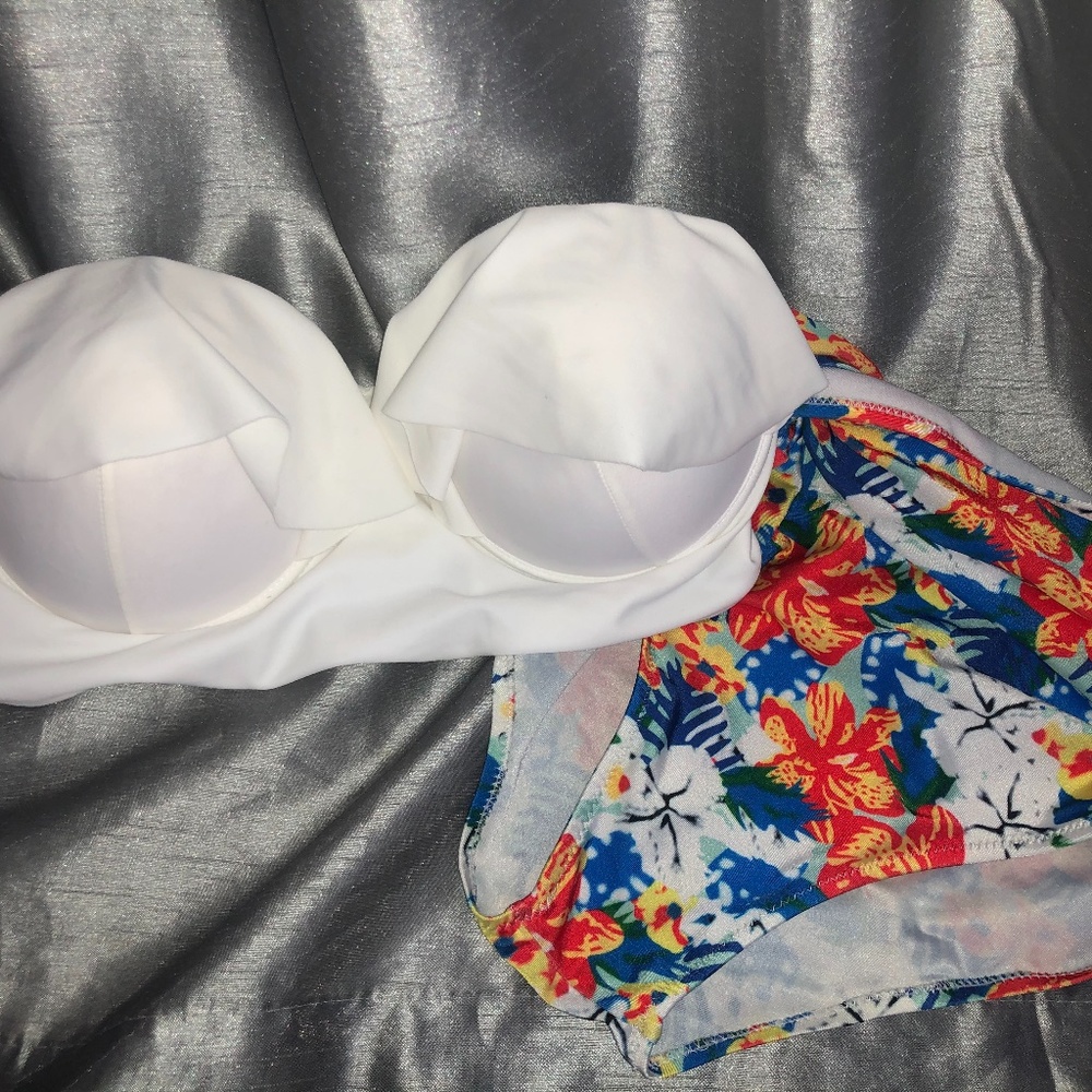Flower Print Ruffle Bikini Set